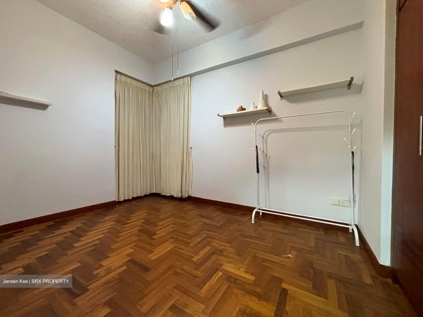 East Meadows (D16), Condominium #554977621